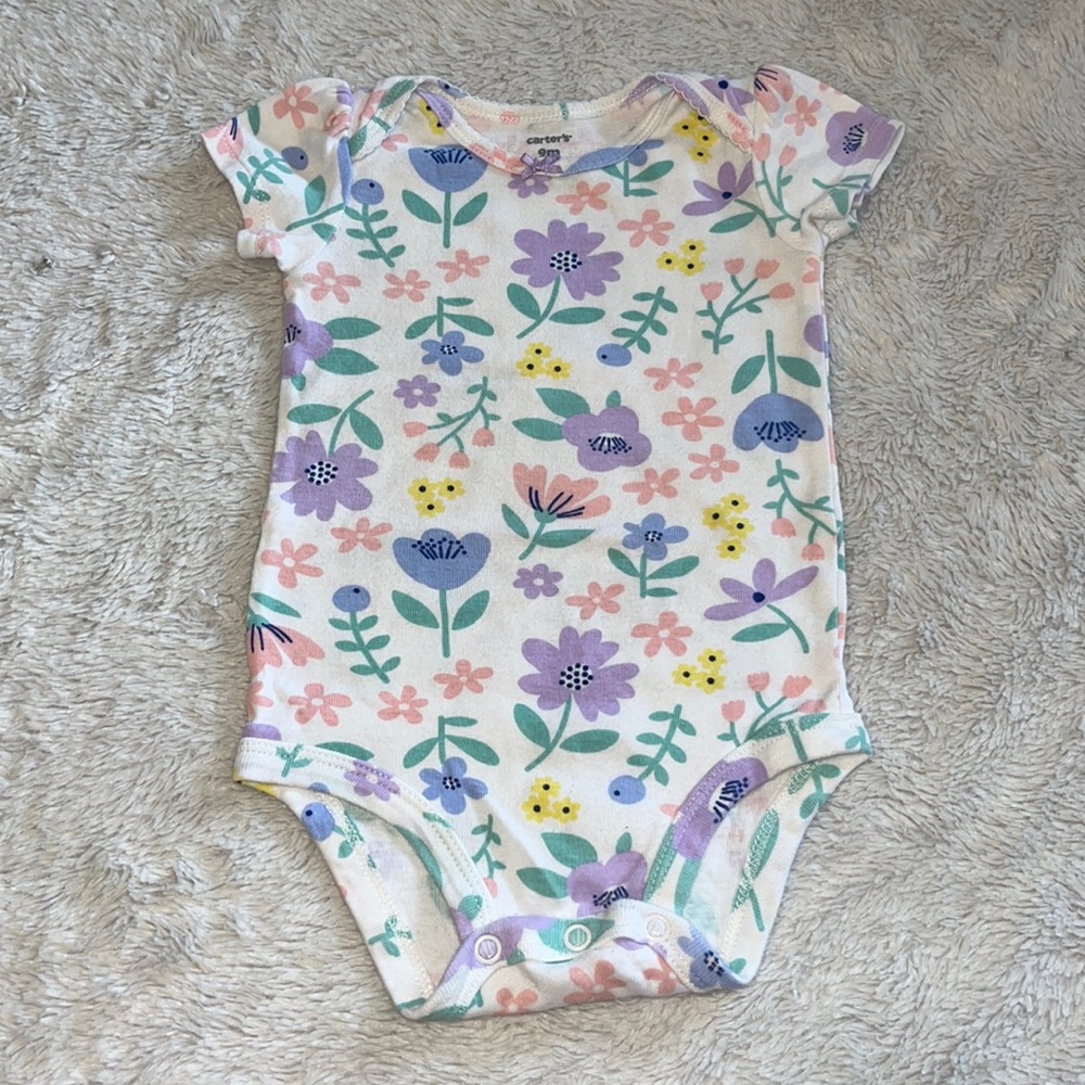 (3 for $10) carter 9 month floral bodysuit